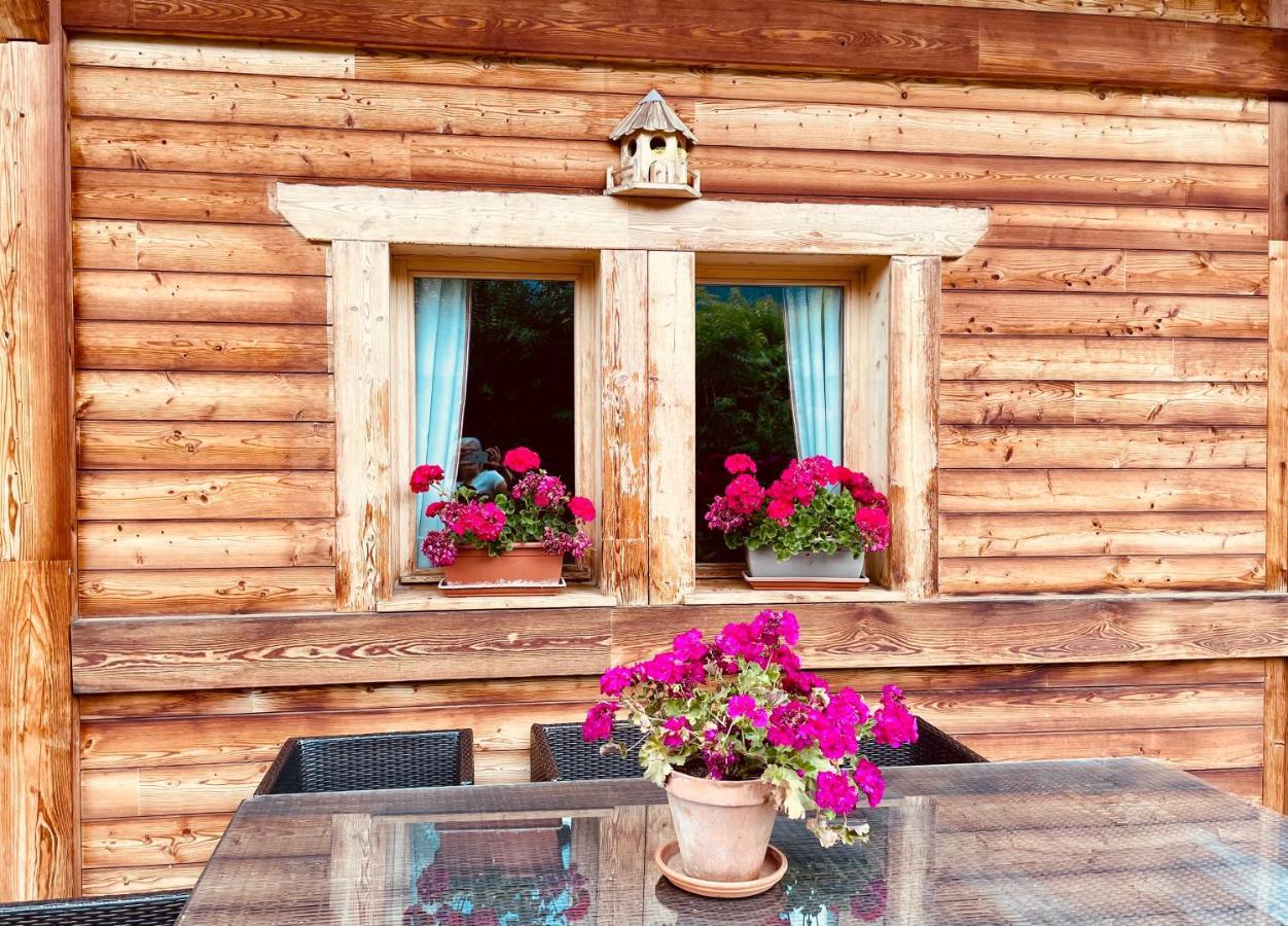 Le Paret Chambres D'Hotes De Charme & Spa Manigod Εξωτερικό φωτογραφία