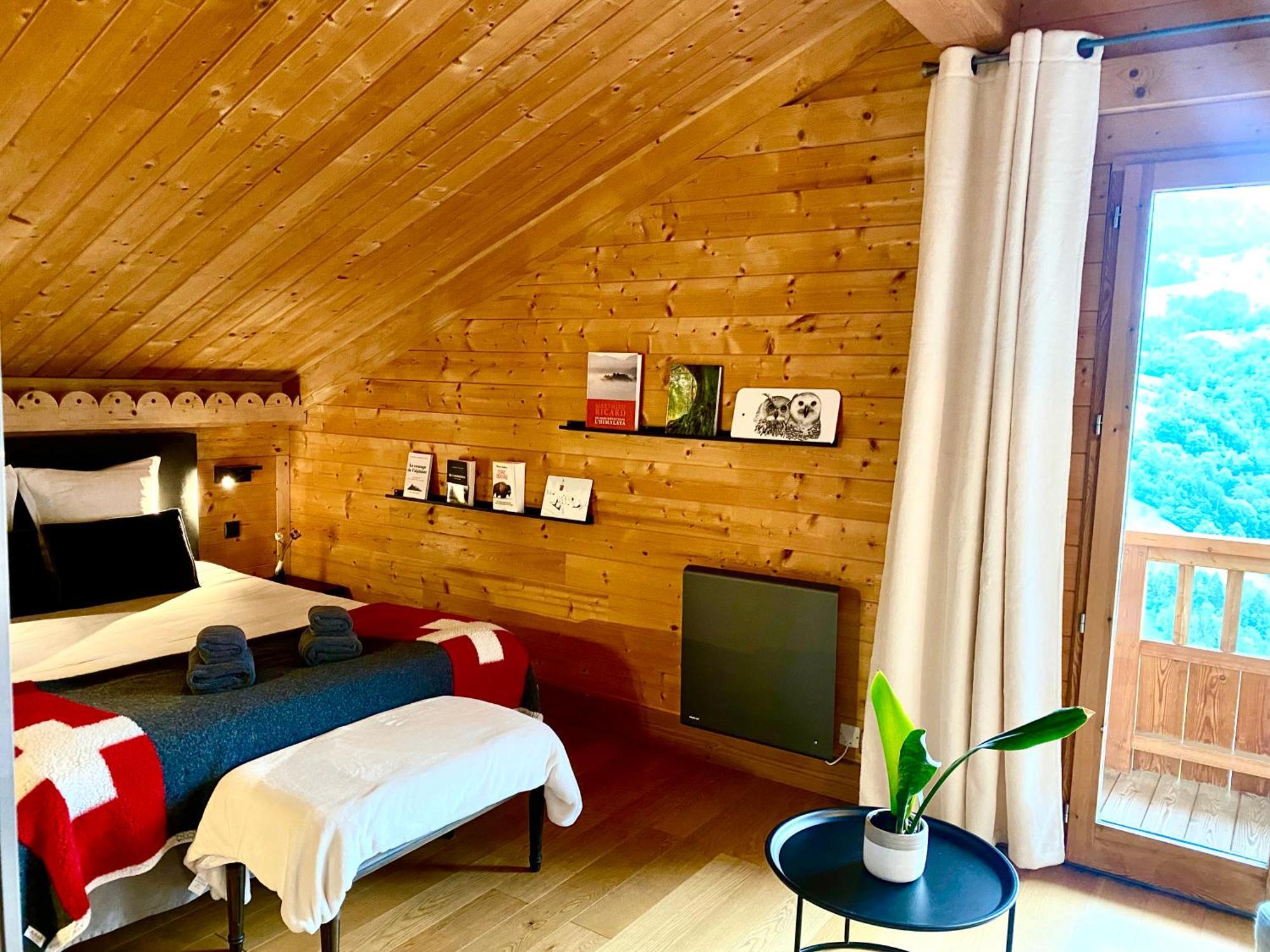 Le Paret Chambres D'Hotes De Charme & Spa Manigod Εξωτερικό φωτογραφία